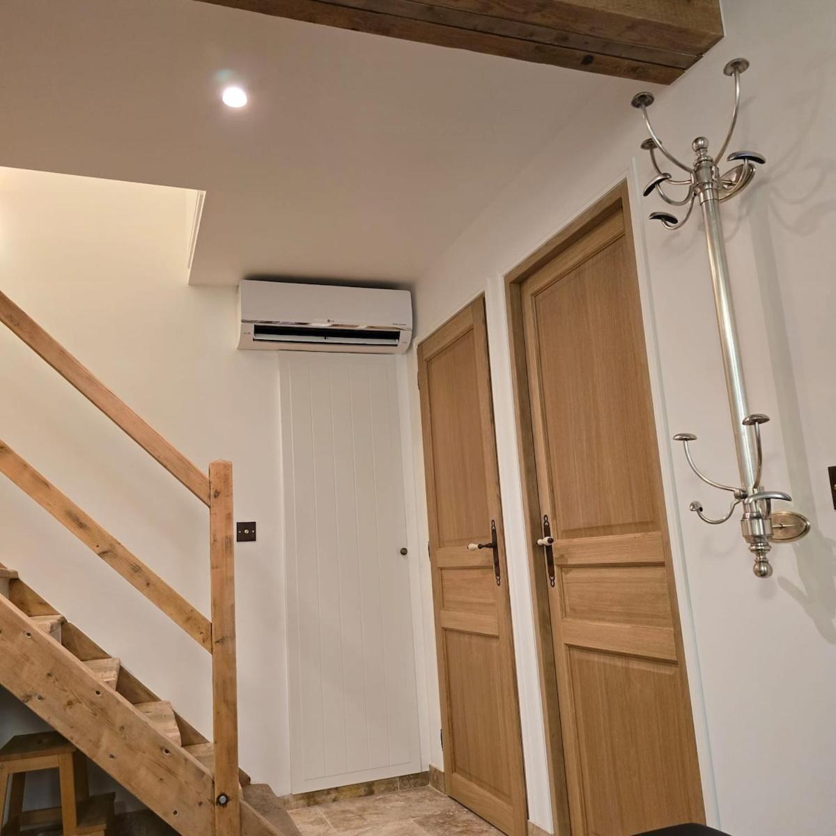 Le Cottage Maisonnette Dans Corps De Ferme Ollainville المظهر الخارجي الصورة